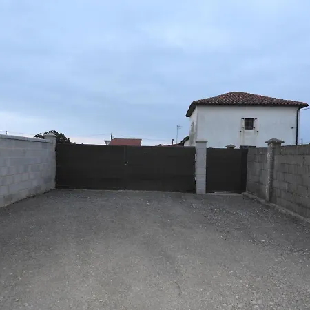 בית נופש La Casina Oviñana